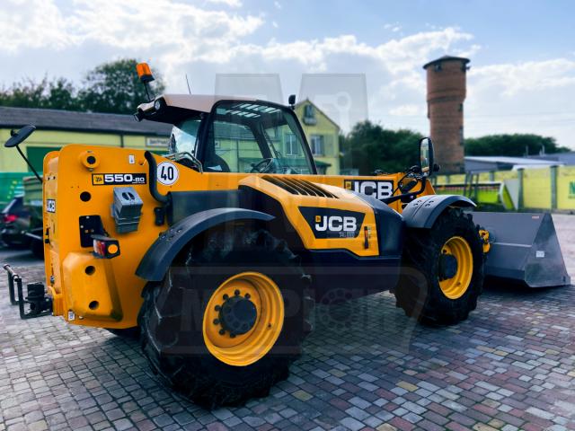 Навантажувач телескопічний JCB фото 1