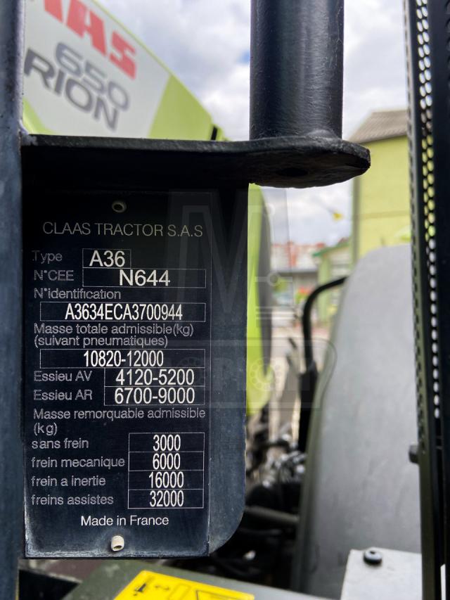 CLAAS Arion 650 cmatic фото 6