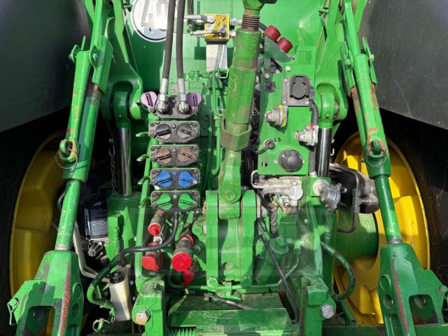 JOHN DEERE 8345 R фото 5