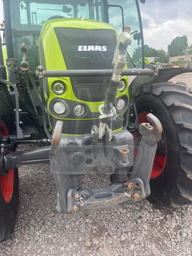 CLAAS Arion 620 C фото 3