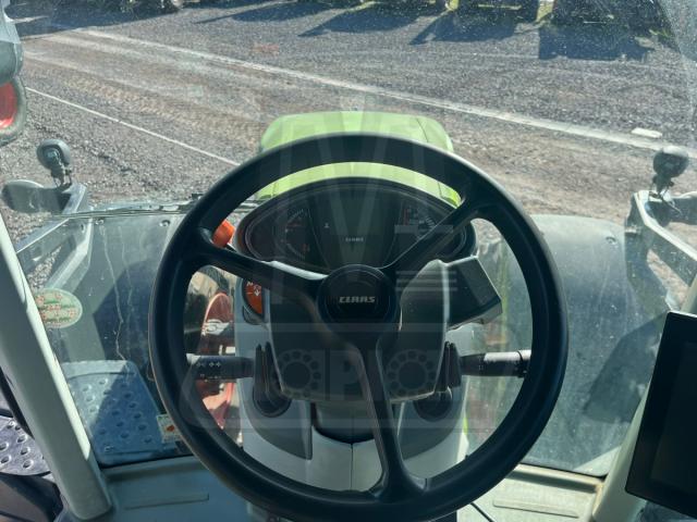CLAAS Arion 620 C фото 13